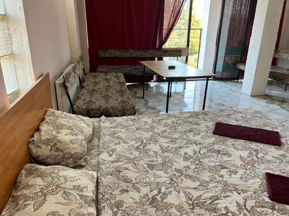 Smile Guesthouse Tiflis Dış mekan fotoğraf