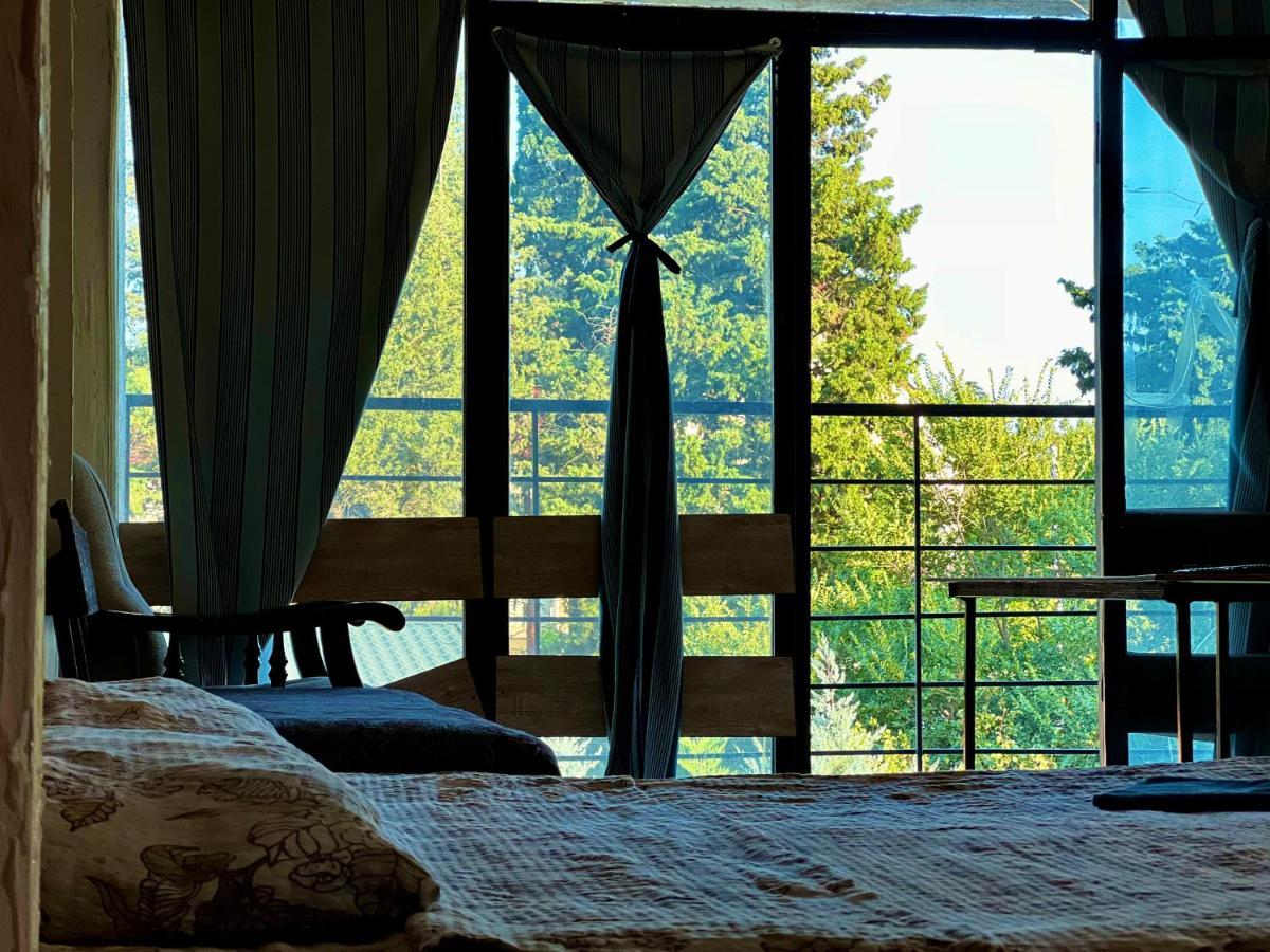 Smile Guesthouse Tiflis Dış mekan fotoğraf