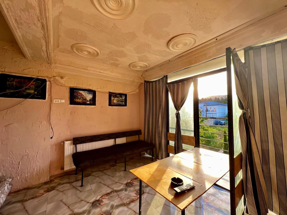Smile Guesthouse Tiflis Dış mekan fotoğraf